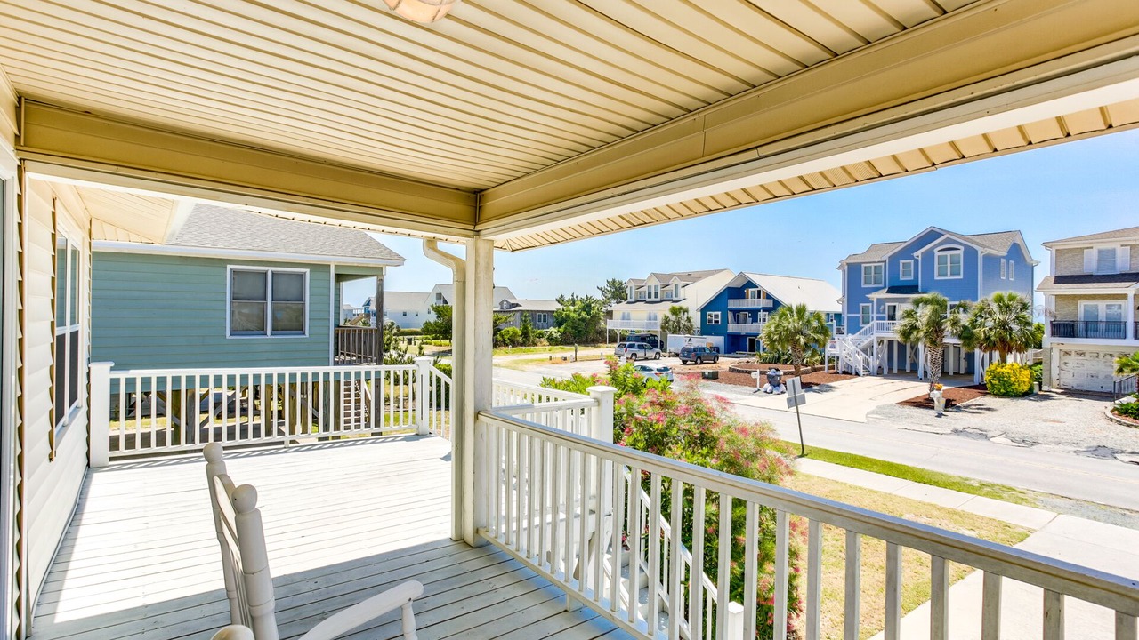 Photo of Patio Balcony in Holden Beach