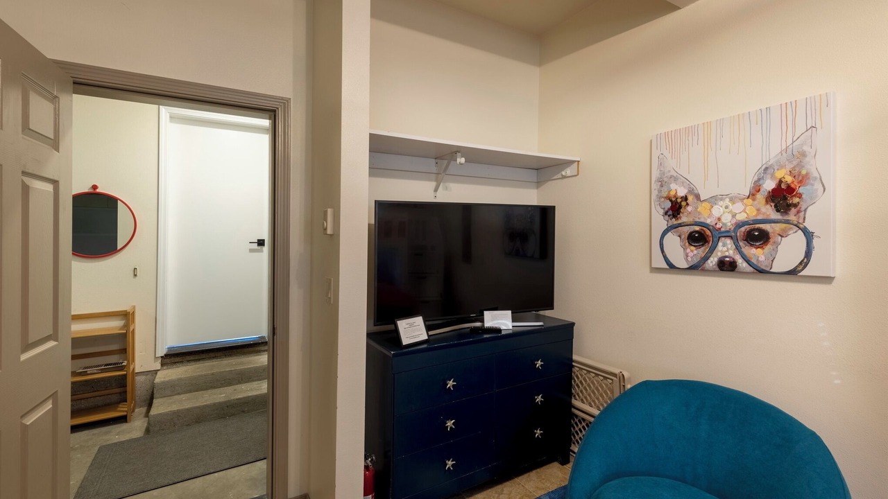 Photo of Bedroom in Waldport