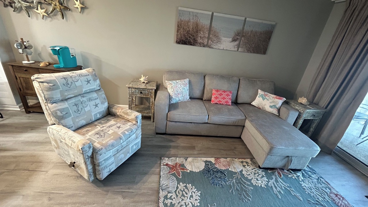 Photo of Livingroom in North Myrtle Beach