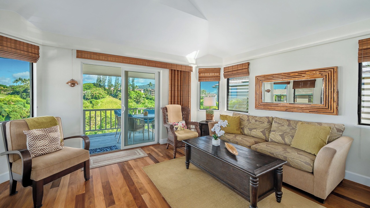 Photo of Livingroom in Princeville