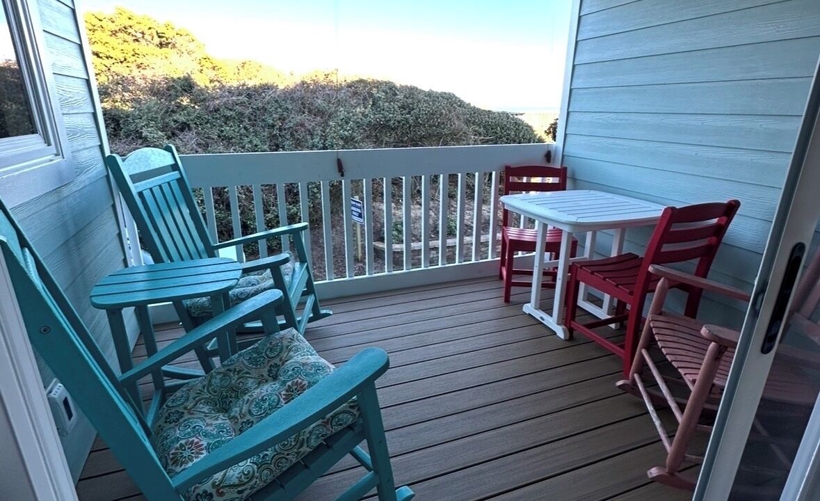 Photo of Bedroom in Pine Knoll Shores
