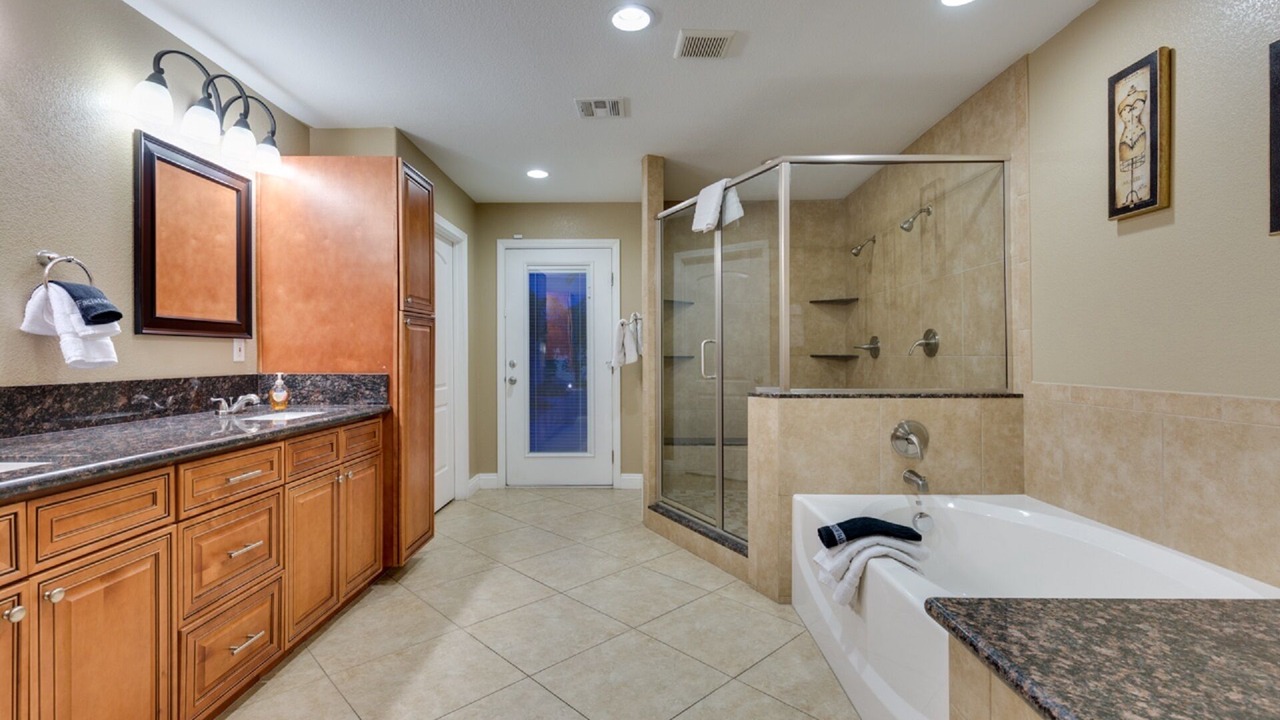 Photo of Bathroom in Royal Crest Rancheros