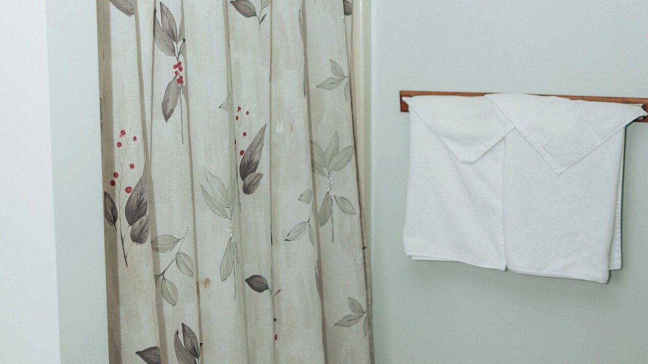 Photo of Bathroom in Pelkie