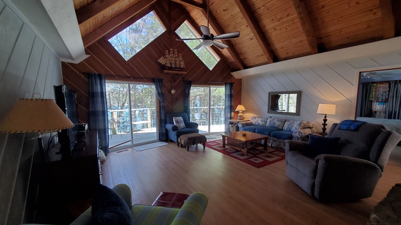 Photo of Livingroom in Garfield