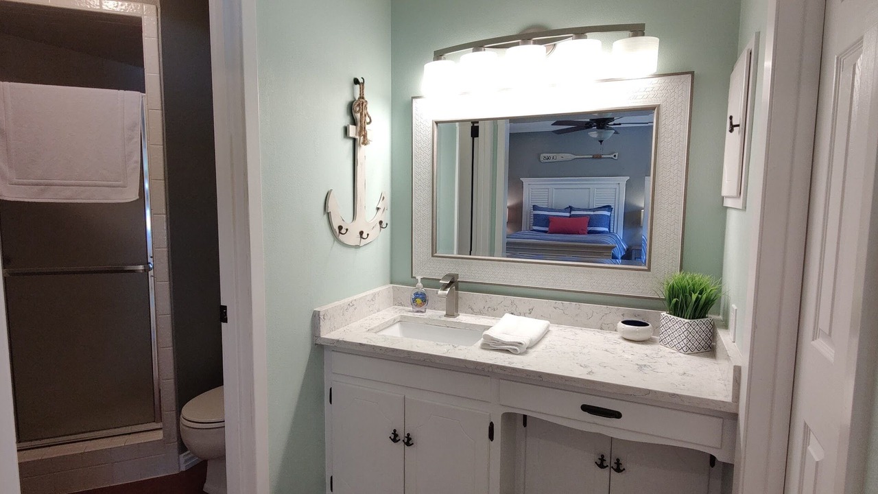 Photo of Bathroom in Mabank