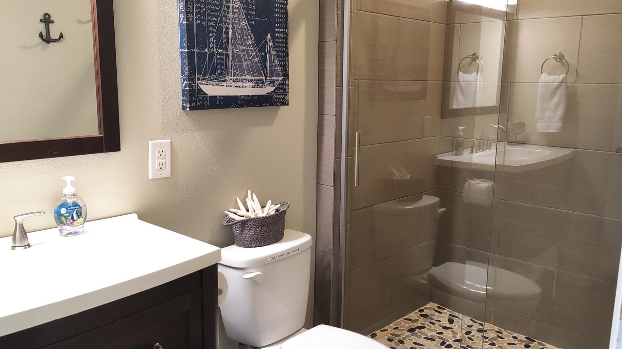 Photo of Bathroom in Mabank