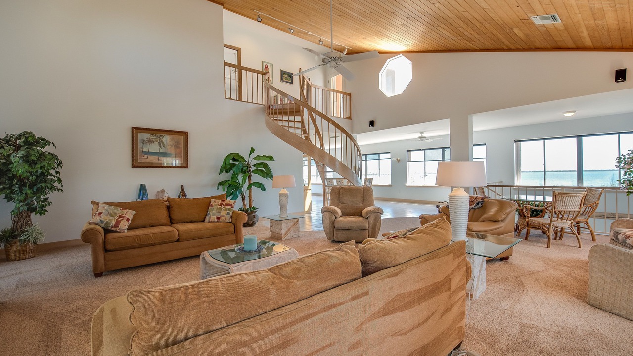 Photo of Livingroom in Summerland Key