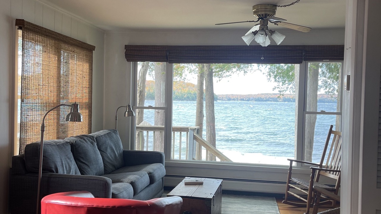 Photo of Livingroom in Gills Rock