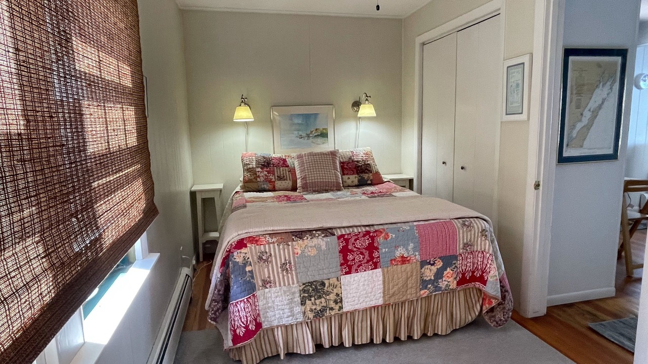 Photo of Bedroom in Gills Rock