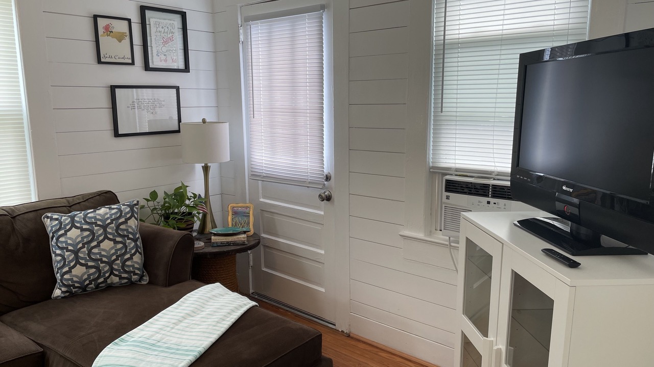 Photo of Livingroom in Morehead City