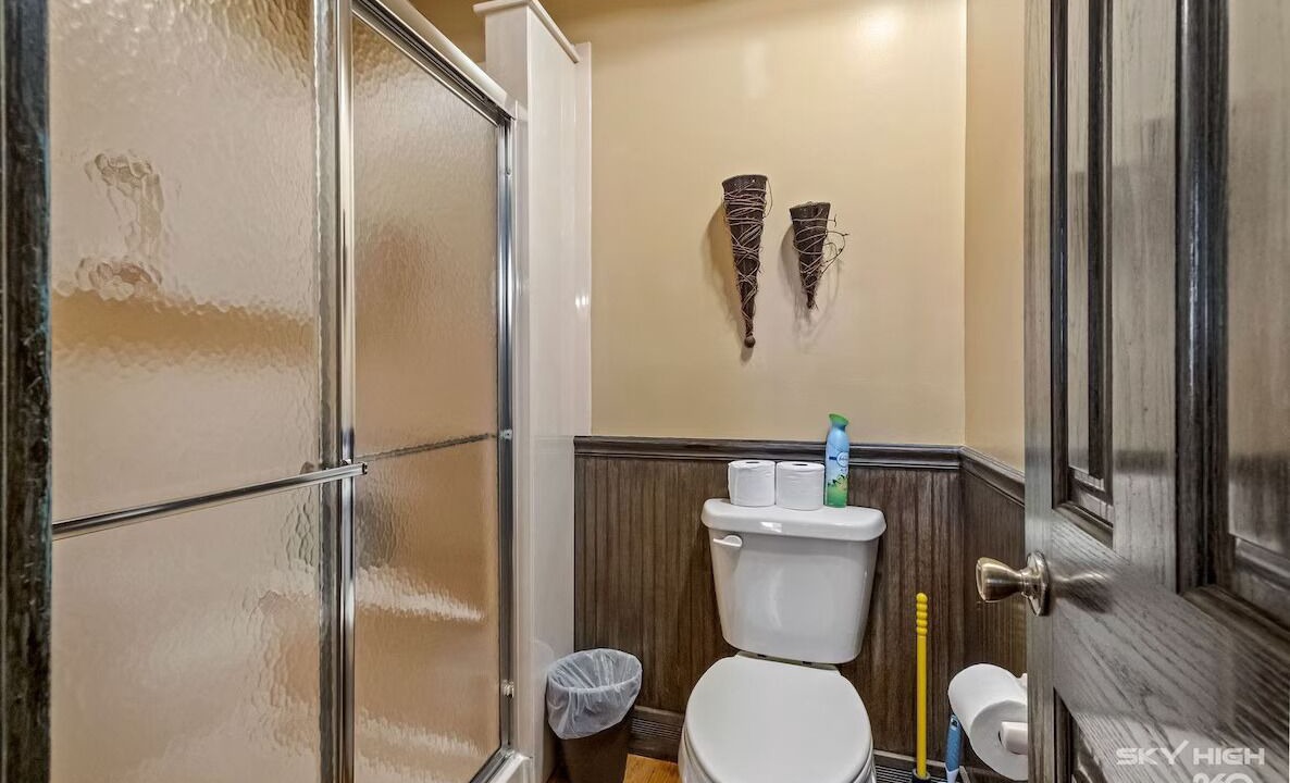 Photo of Bathroom in Eureka Springs