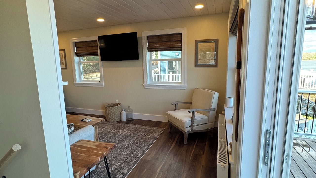 Photo of Livingroom in Newport