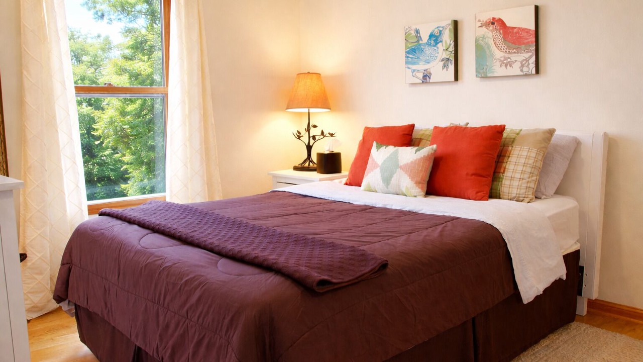 Photo of Bedroom in Lake Geneva