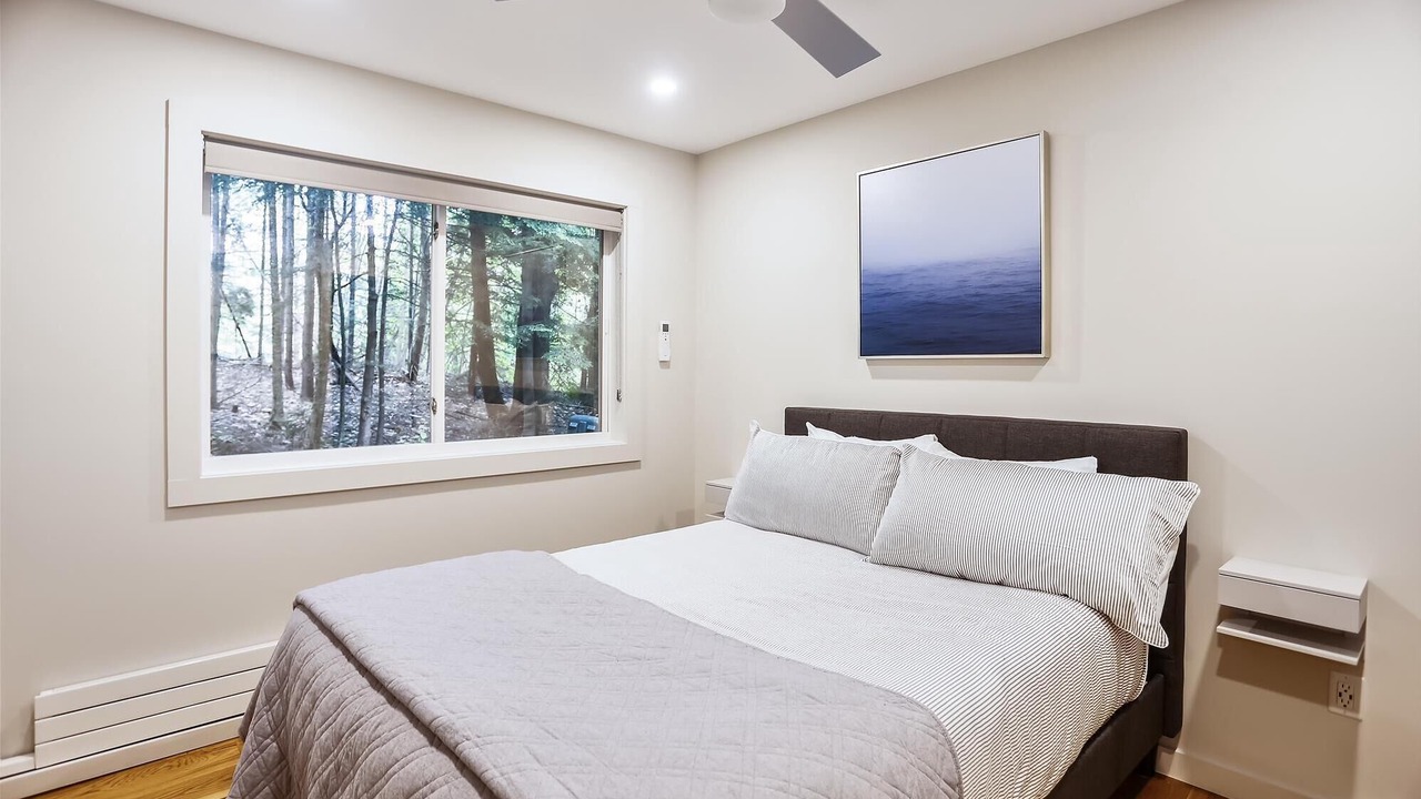 Photo of Bedroom in Stowe Area