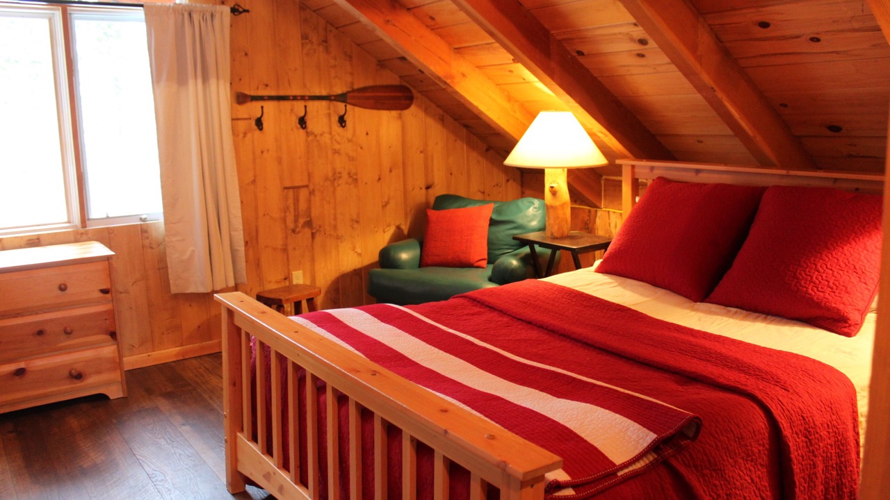 Photo of Bedroom in Timberland
