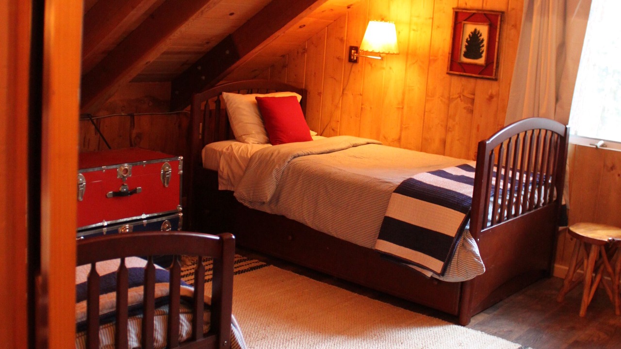 Photo of Bedroom in Timberland