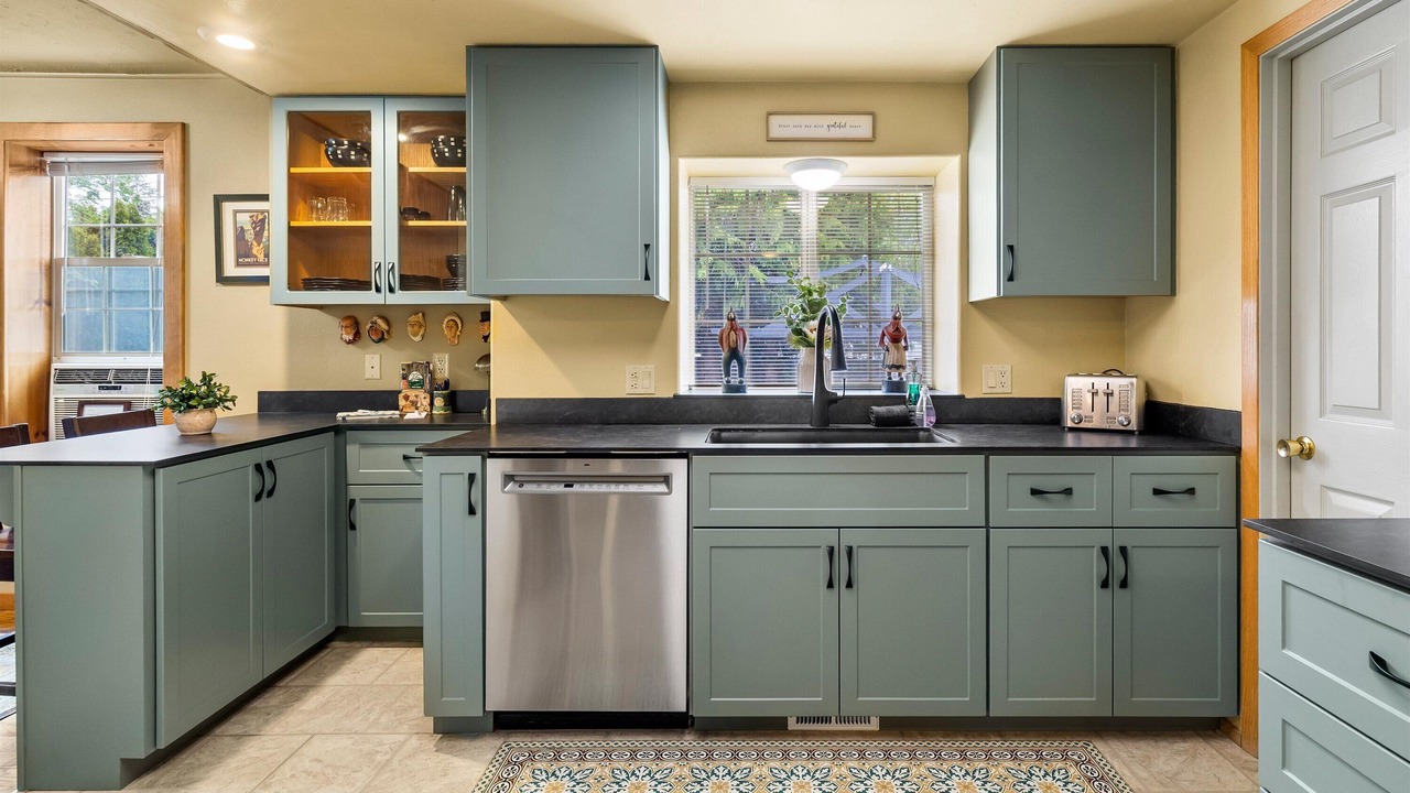 Photo of Others in Old Bend