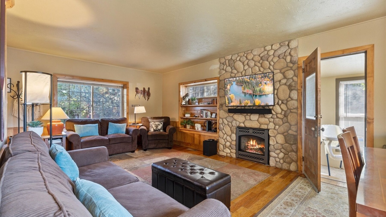 Photo of Others in Old Bend