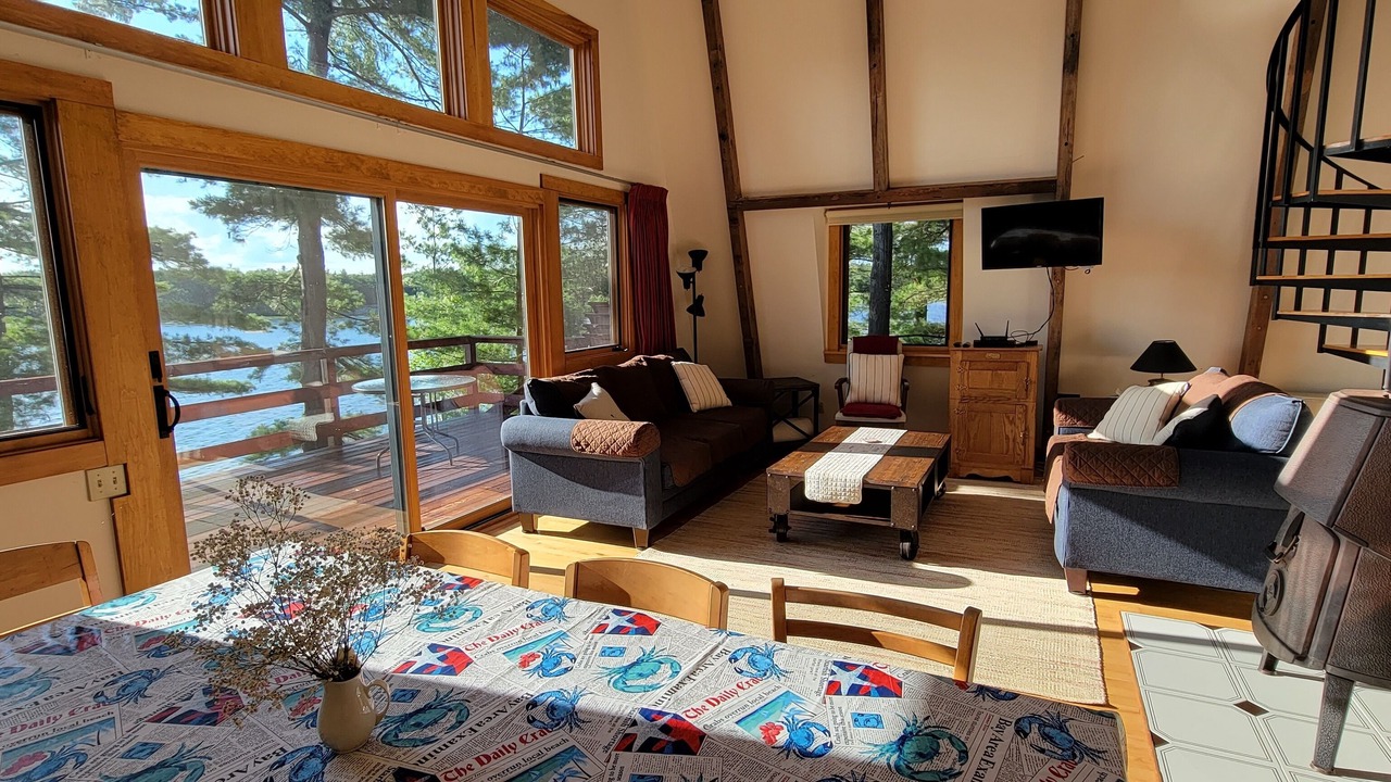 Photo of Bedroom in Redwood