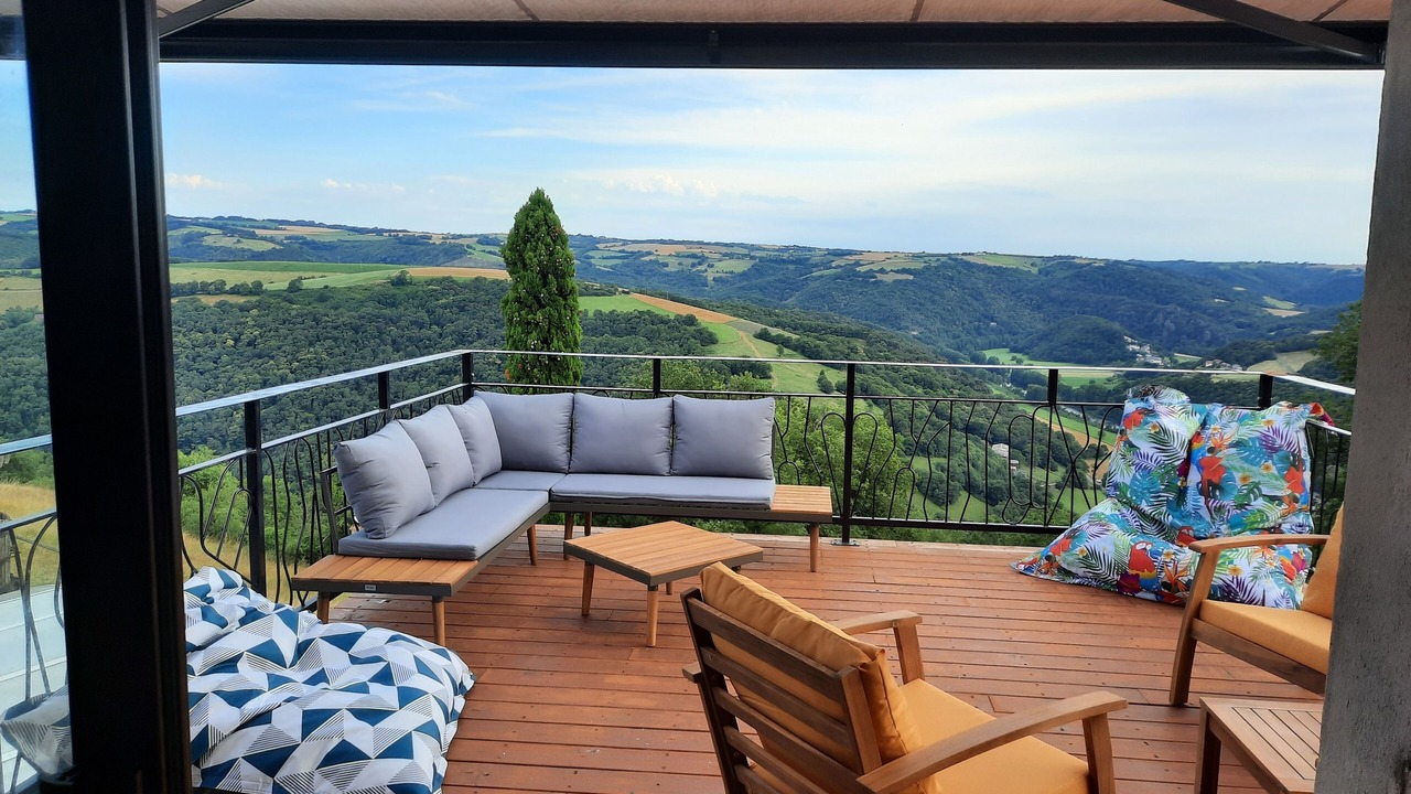 Photo of Outdoor in Courris