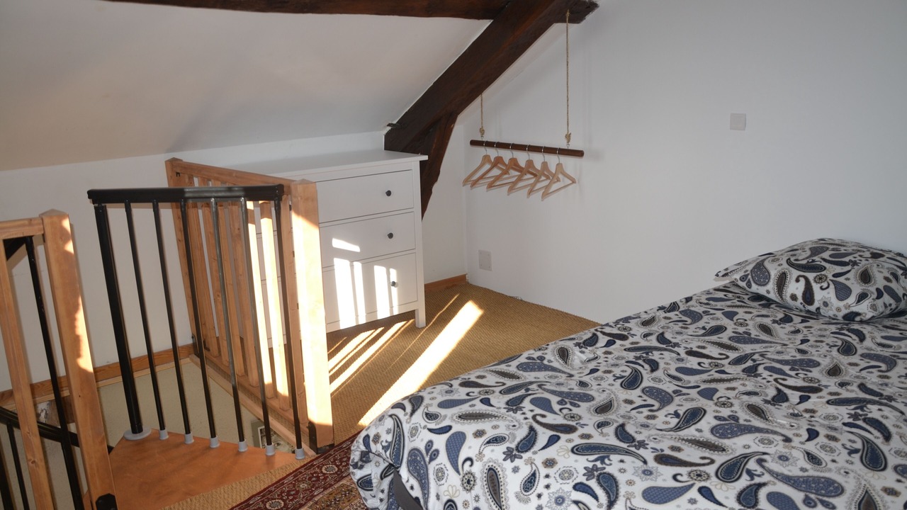 Photo of Bedroom in Courris
