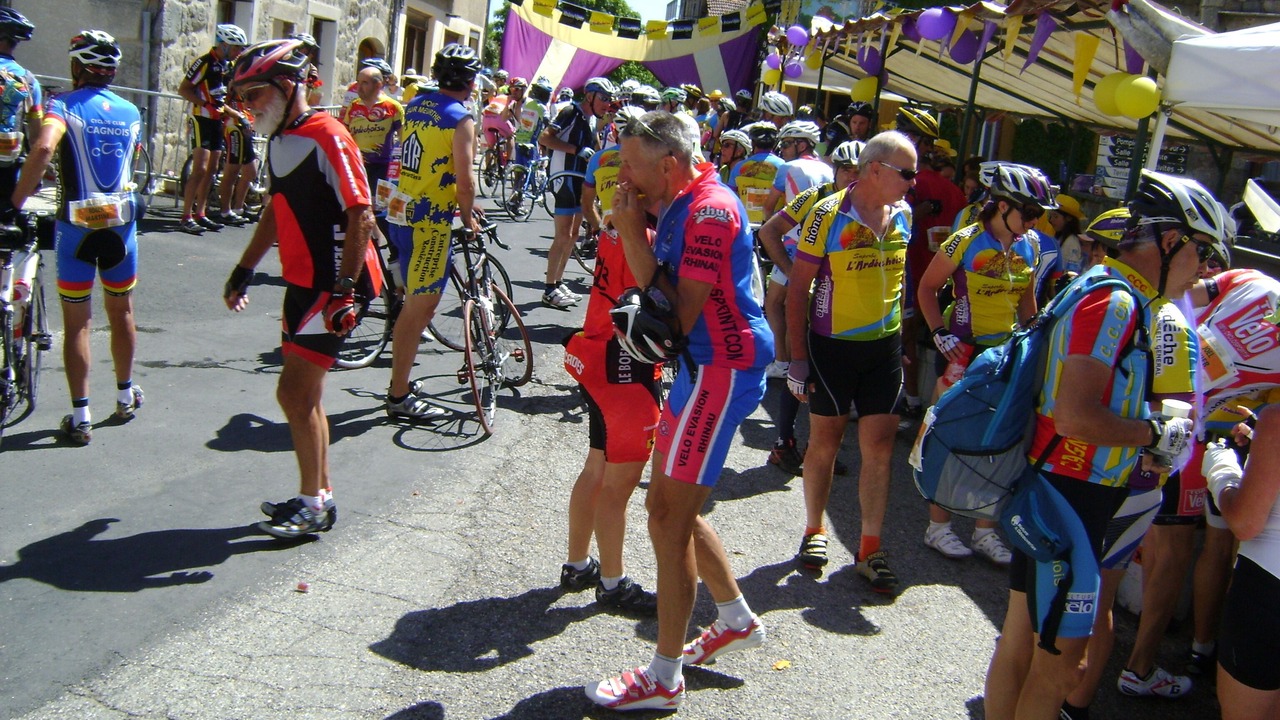 Photo of Others in Uzer