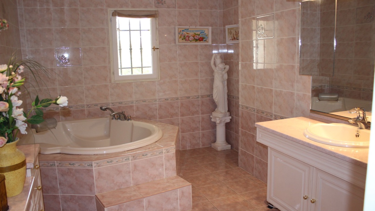 Photo of Bathroom in Gordes