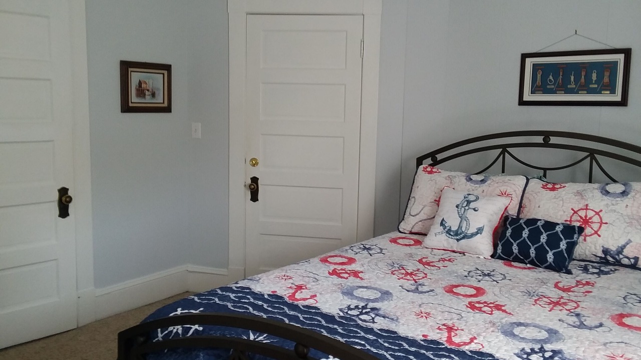 Photo of Bedroom in Bennington