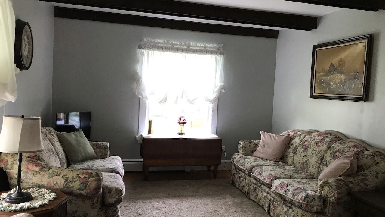Photo of Livingroom in Bennington