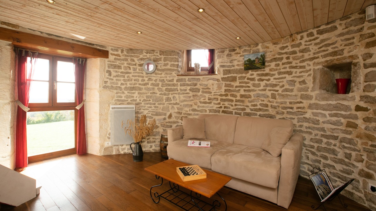 Photo of Livingroom in Saint-Desert