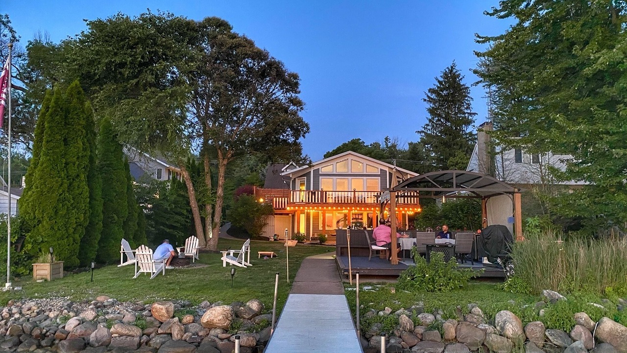 Photo of Patio Balcony in Bass Lake