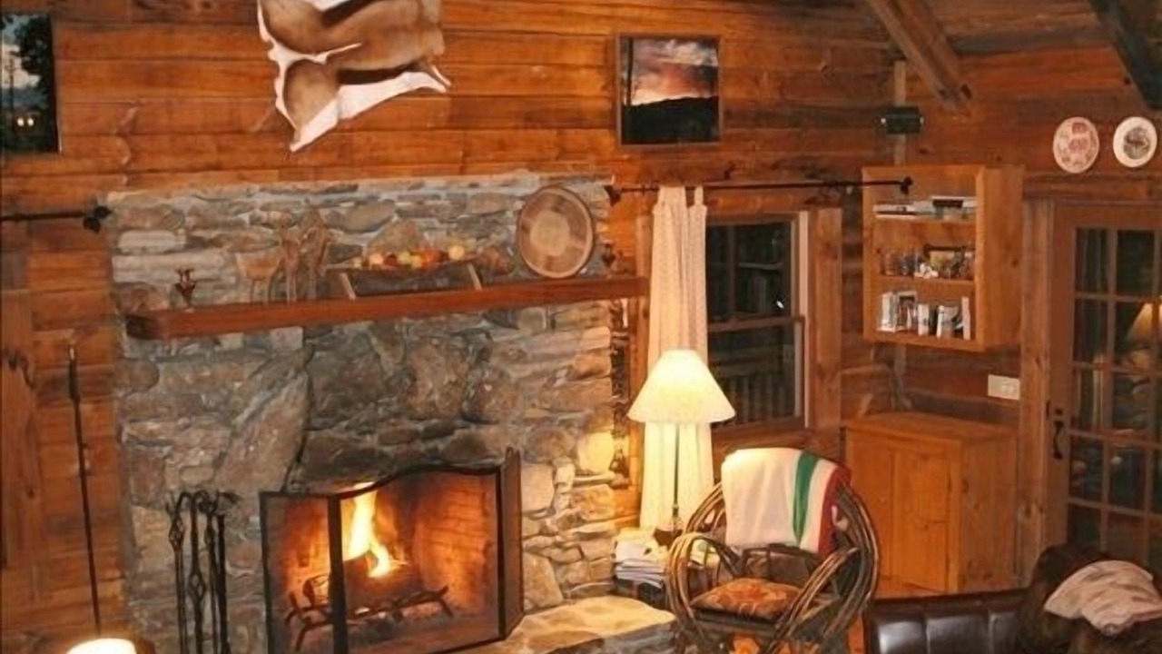 Photo of Bedroom in Waynesville