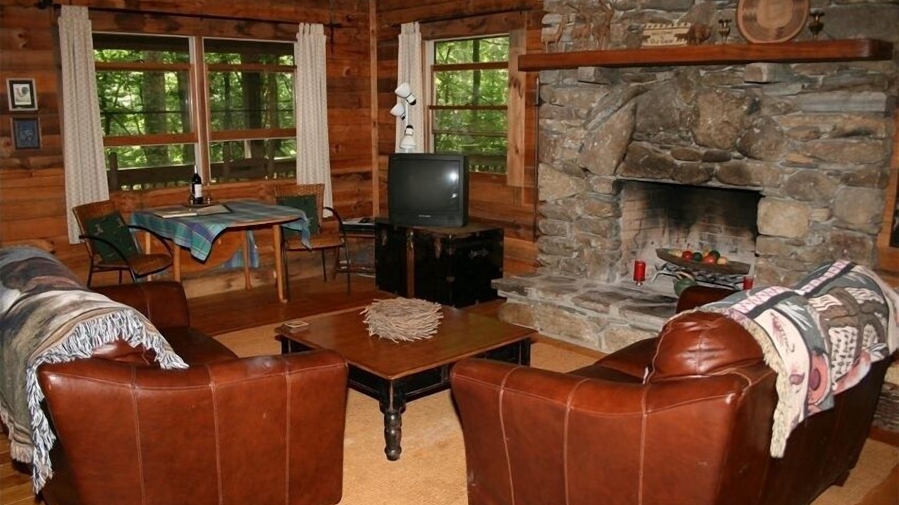 Photo of Bedroom in Waynesville