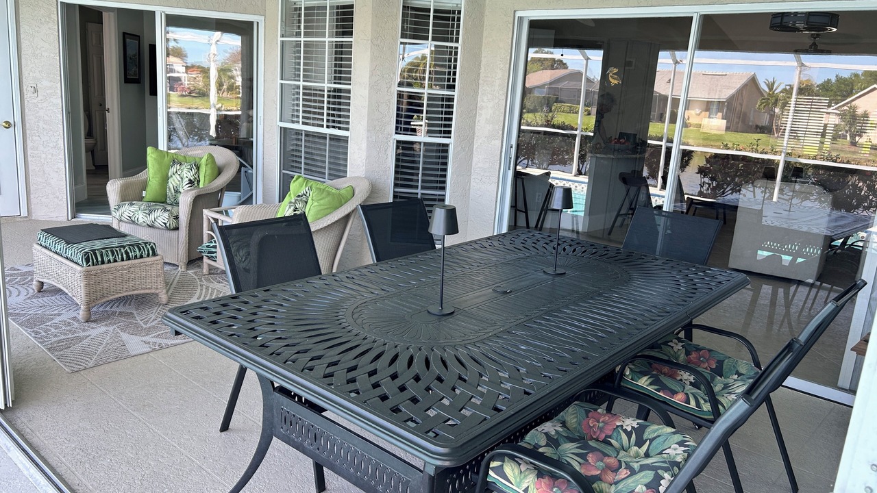 Photo of Outdoor in Crown Pointe