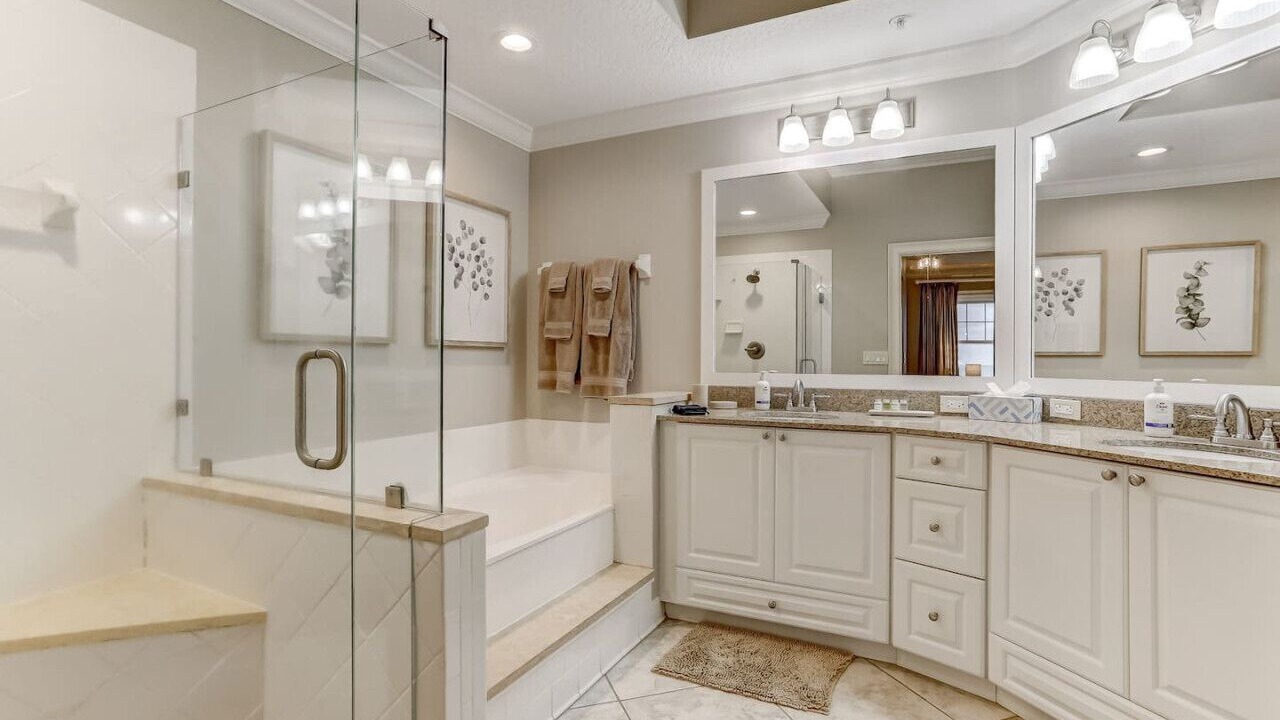 Photo of Bathroom in Amelia City