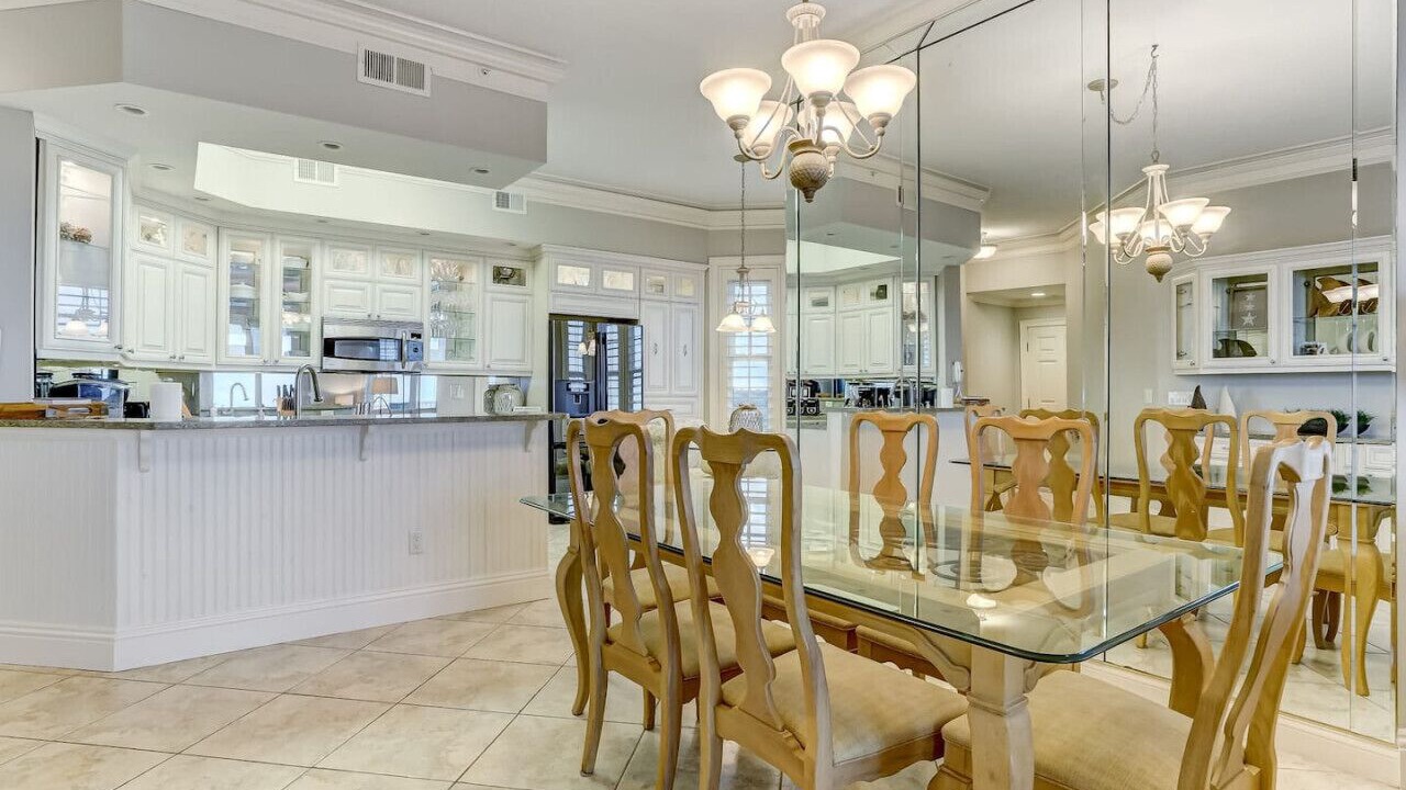 Photo of Others in Amelia City