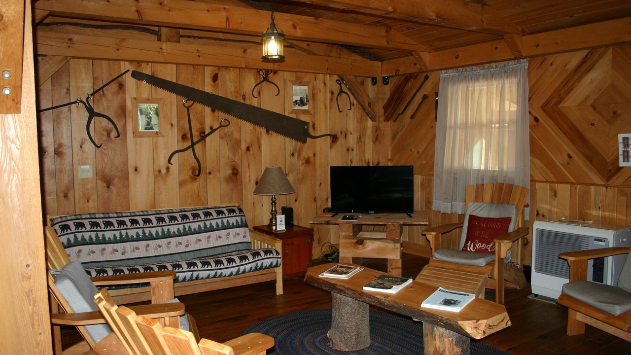 Photo of Livingroom in Benton