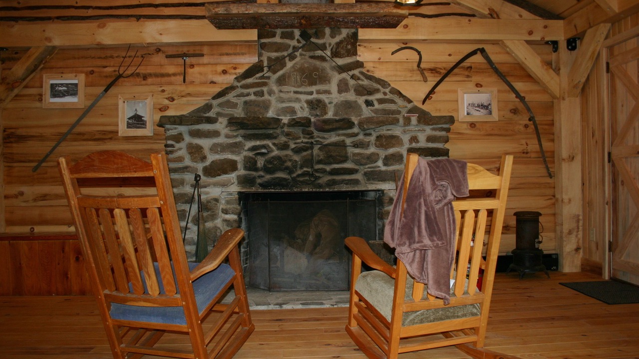 Photo of Livingroom in Benton