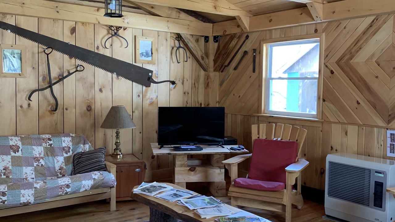 Photo of Livingroom in Benton