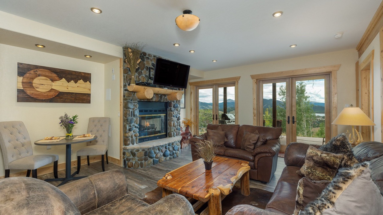 Photo of Livingroom in Ptarmigan Ranch