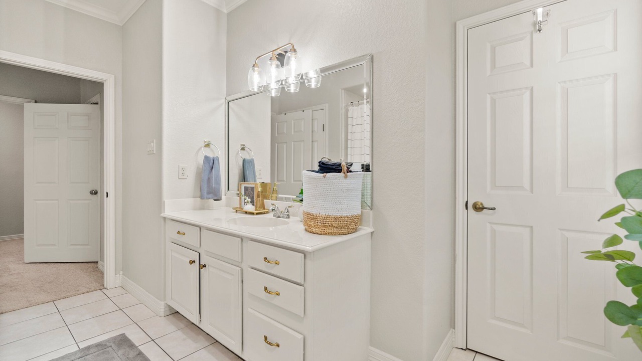 Photo of Bathroom in Willis