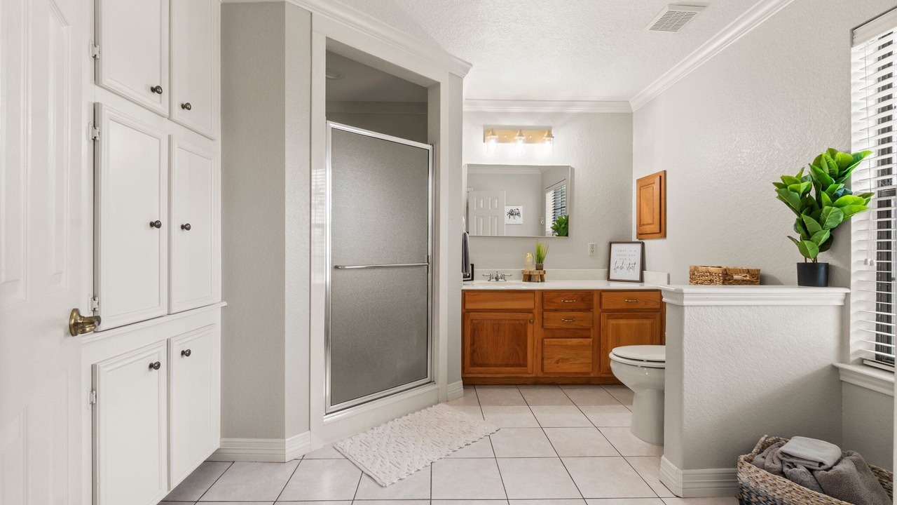 Photo of Bathroom in Willis