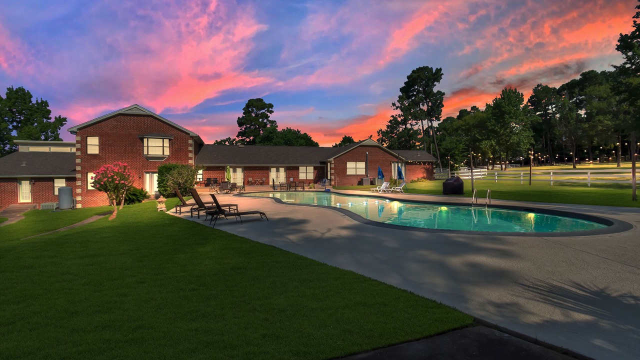 Photo of Outdoor in Willis