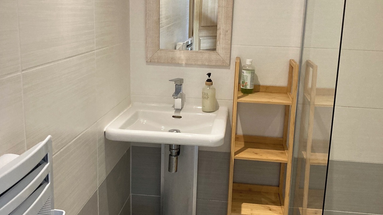 Photo of Bathroom in Marquise