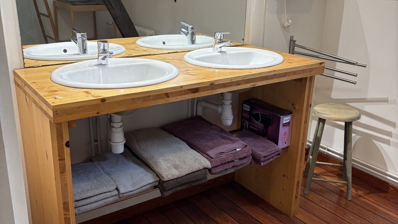 Photo of Bathroom in Menneville