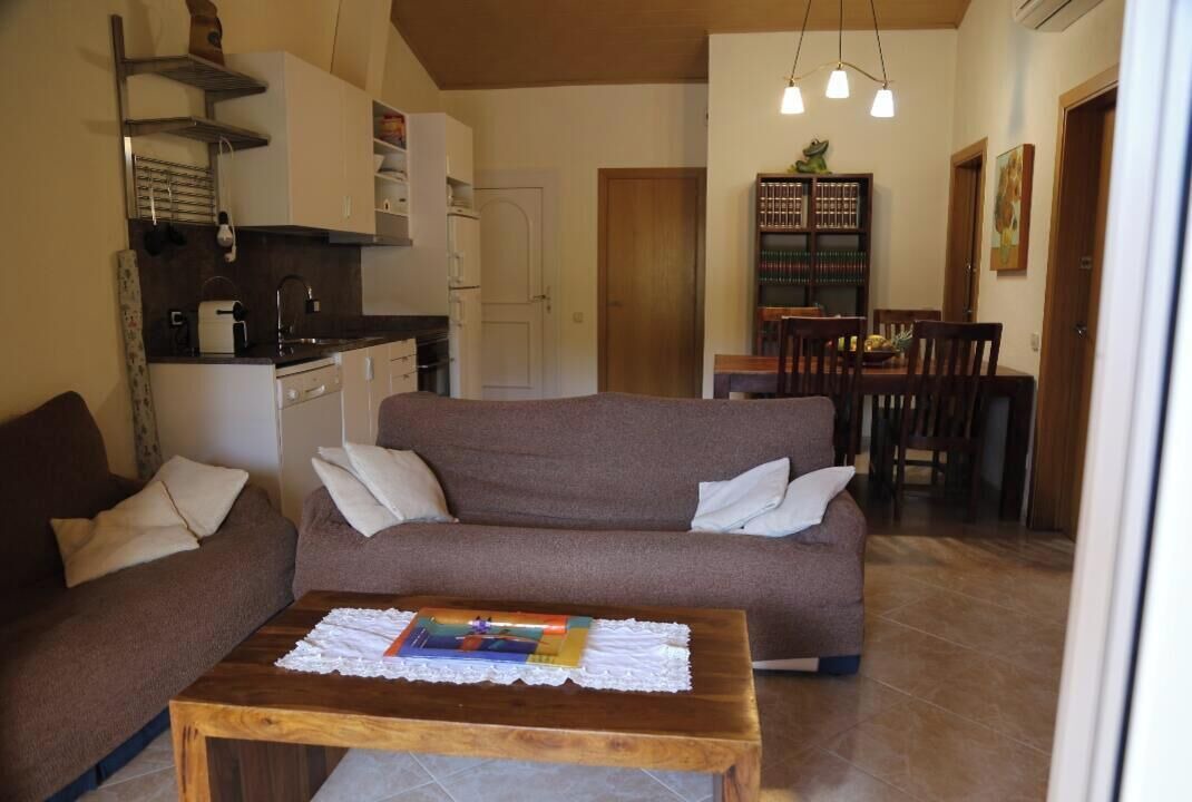 Photo of Livingroom in Tamariu