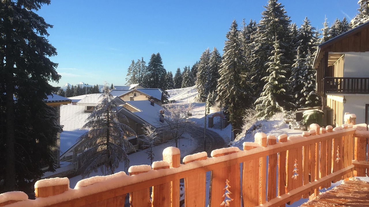 Photo of Outdoor in Pugny-Chatenod