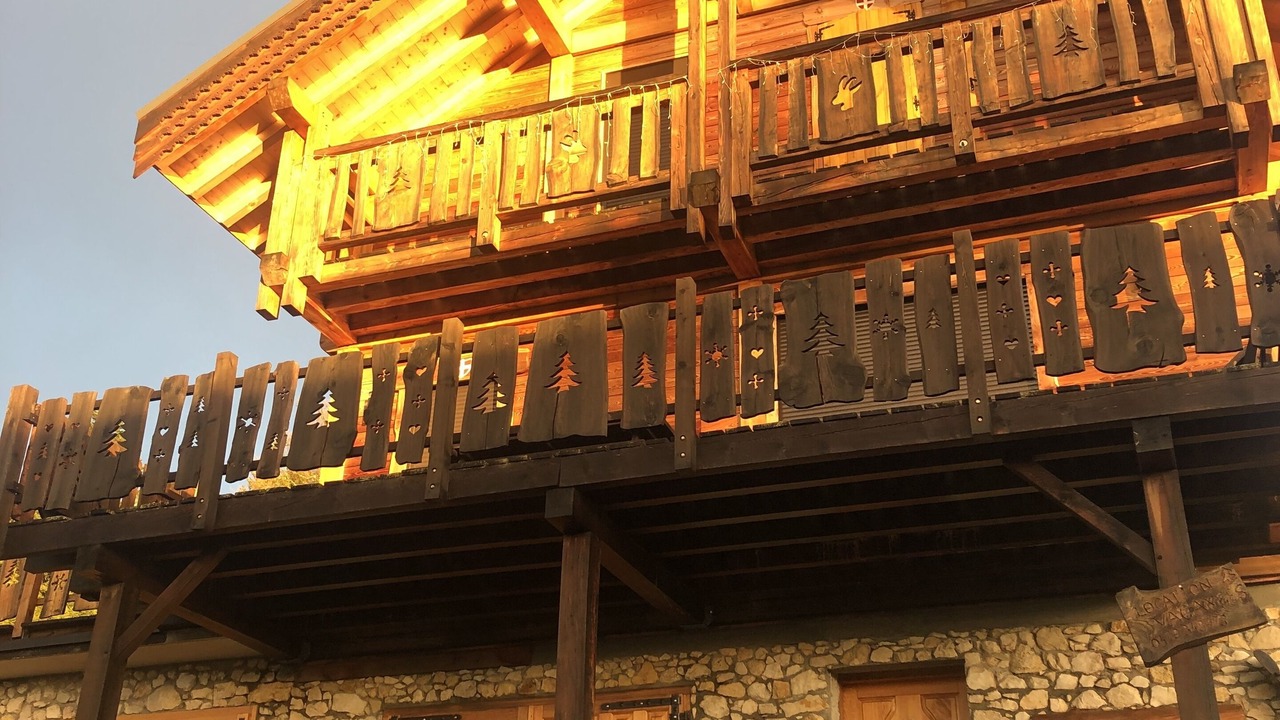 Photo of Outdoor in Pugny-Chatenod