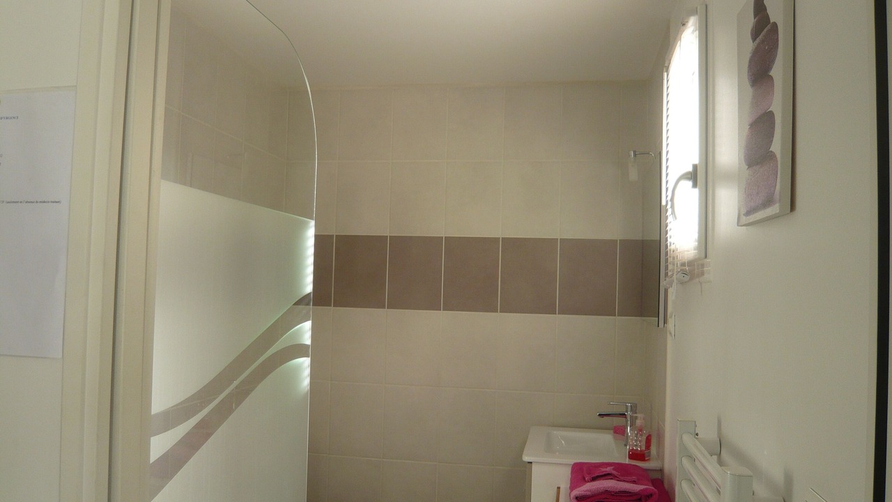 Photo of Bathroom in Esperance-Cottages