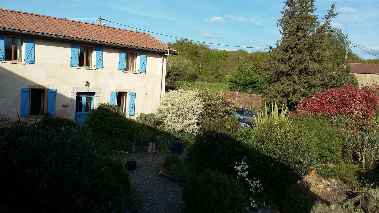 Photo of Outdoor in Thuy